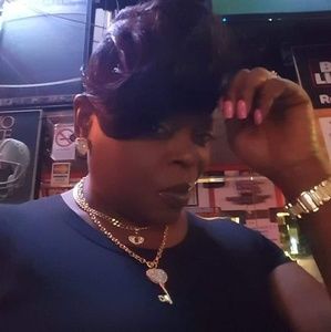 Meet your Posher, Simone